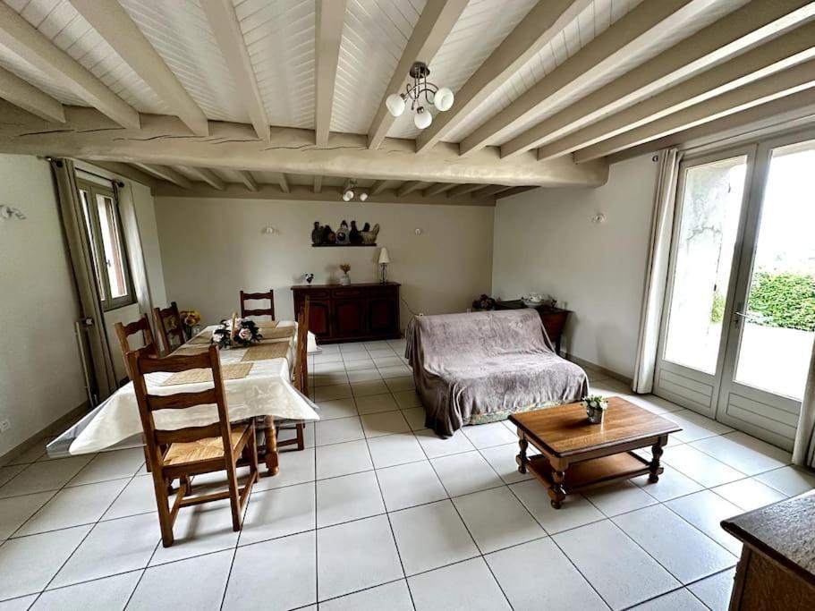 Maison De Campagne Proche Vichy Saint-Étienne-de-Vicq Exterior foto